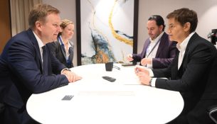 Sorensen pas takimit me Bërnabiqin: Diskutuam zbatimin e marrëveshjeve të dialogut