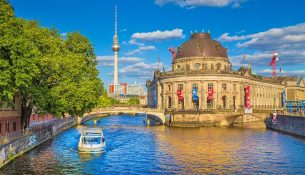 Berlini po humb atraktivitetin turistik mes rënies së vizitorëve
