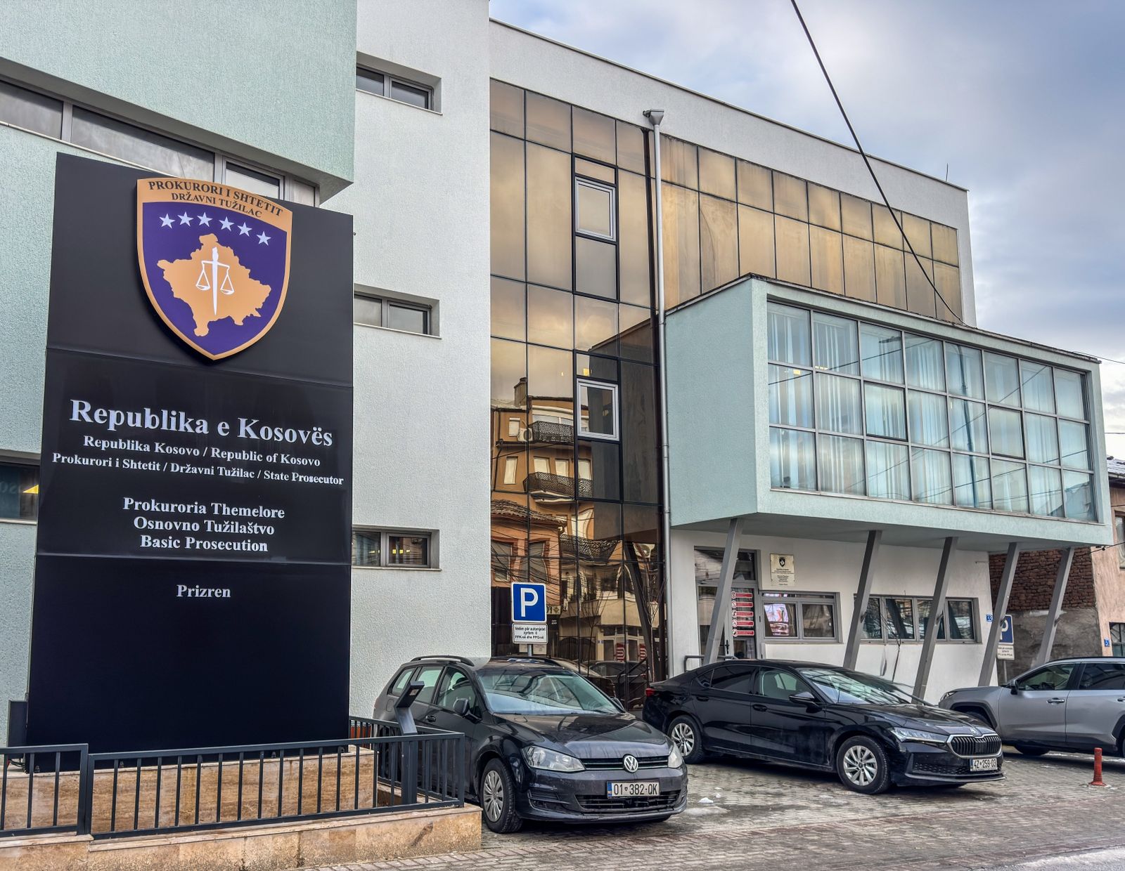Aktakuzë për mashtrim në prokurim publik