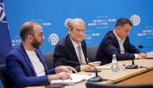 Berisha akuzon Ramën se po fsheh raportin e PE