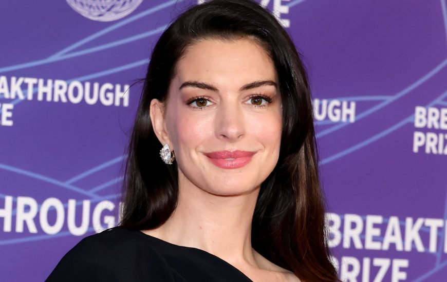 Anne Hathaway: Për 10 vite kam qenë gjysmë e verbër