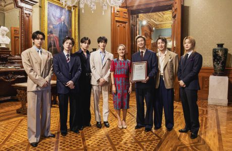 BTS takohet me presidenten e Meksikës
