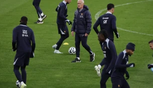 Didier Deschamps i ‘shkel syrin’ Italisë