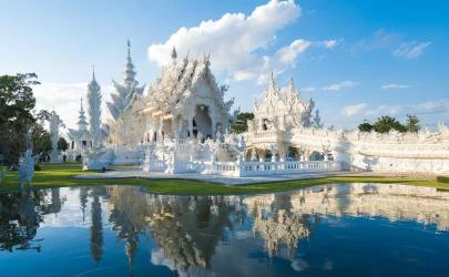 Wat Rong Khun: Tempulli i bardhë i Tajlandës