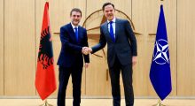 Samiti i NATO-s në Tiranë, Hoxha takon Mark Rutte