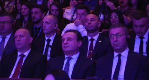 Kurti në Shkup, ose si humbet kuptimi i politikës shqiptare