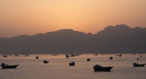Omani mes SHBA dhe Iranit, për kontrollin e Hormuzit