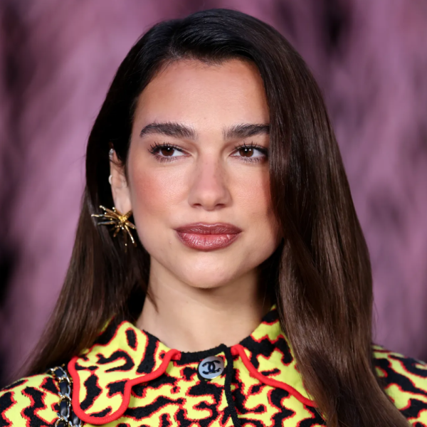 Dua Lipa mes më të pasurve nën 40 vjeç në Britani