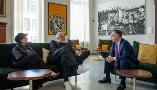 Rama mes artit dhe politikës në Berlin
