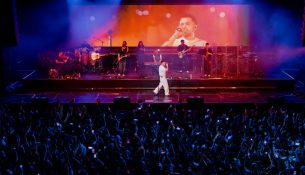 Yll Limani shton edhe një koncert në Tiranë pas shitjes rekord të biletave