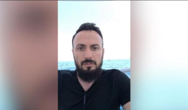 Aktivisti Baki Goxhaj niset drejt Shqipërisë