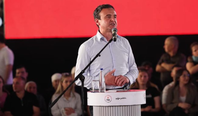 Kurti premton rrethrrotullim të ri dhe ambulanca specialistike për Vushtrrinë