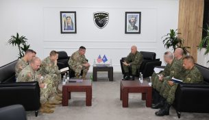Jashari takon gjeneralin amerikan, flasin për anëtarësimin në NATO