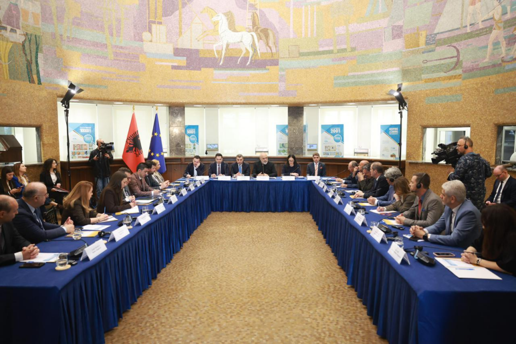 Programi i ri qeveritar: kredi me interes minimal për sipërmarrjet