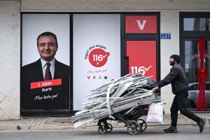 Mbështetje sociale apo blerje votash?