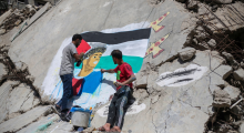 Palestinezët i kthejnë ‘nderin’ Lamine Yamalit
