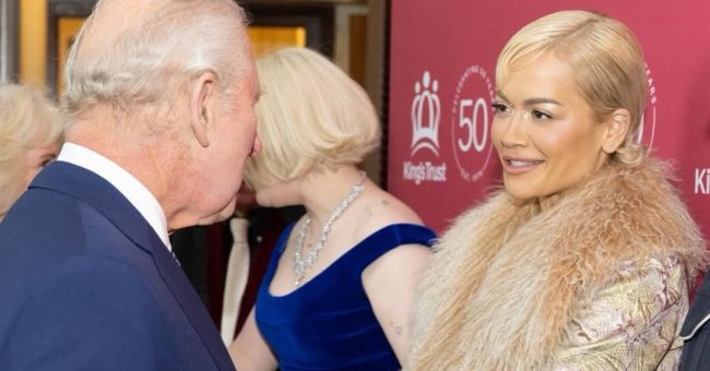 Rita Ora shkëlqen në 50-vjetorin e The King’s Trust