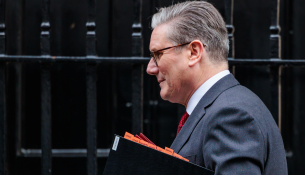 Keir Starmer: Fëmijët nën 16 vjeç nuk do të kenë qasje në rrjetet sociale