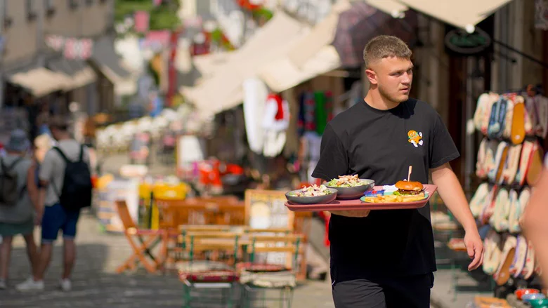Punësimi në Shqipëri hyn në një fazë ngadalësimi