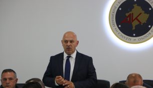 Aleanca mbështet çdo marrëveshje për presidentin, por frikësohet se s’do të arrihet