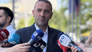 “Shtatori po vjen Albin, rruga është zgjidhja”
