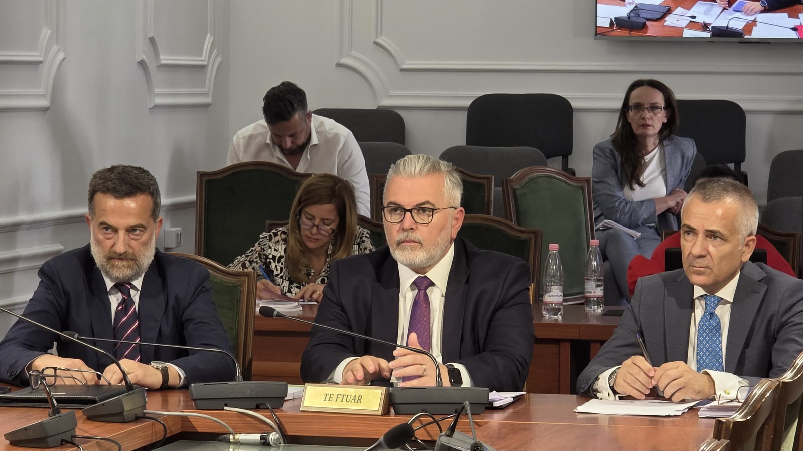 Qeveria vendos tregues për luftën kundër kriminalitetit