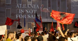 Protesta kërkon të institucionalizohet, propozohet "Kuvendi Kombëtar Qytetar"