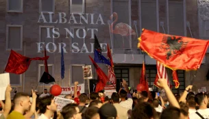 Protesta synon të krijojë “Kuvendin Kombëtar Qytetar”, thirrje për aplikime nga Shqipëria dhe diaspora