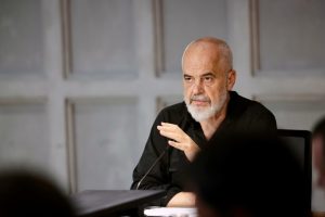 Rama: Hetimi për tokat nuk rrezikon investimin në Zvërnec