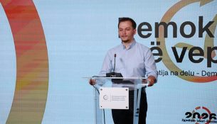 Mes parregullsive me dokumente, rënie e votimit me asistencë