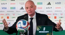 Infantino ironizon Italinë: ‘Ndoshta kualifikohet në një Botëror me 208 ekipe’