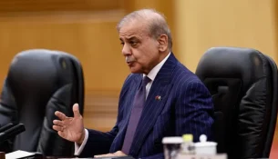 Kryeministri i Pakistanit u bën thirrje “të gjitha palëve” të tregojnë përmbajtje