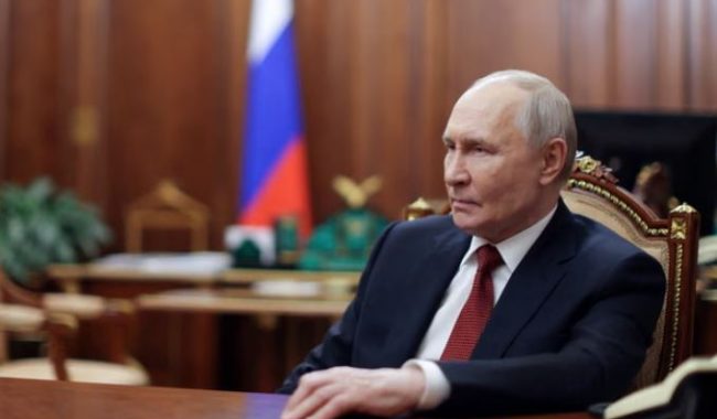 Putin pranon mungesat e karburantit në Rusi: Sulmet ukrainase po krijojnë probleme