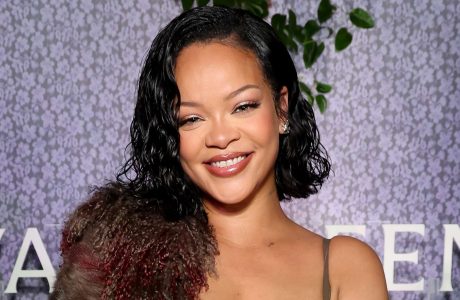Rihanna thyen një tjetër rekord në Spotify