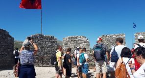 Shqipëria vijon të thyejë rekorde për vizitorët e huaj