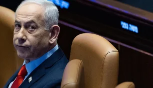 Netanyahu i dorëzohet fatit, pranon marrëveshjen e Trump me Iranin