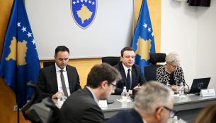 Qeveria ndan mbi 255 mijë euro për libra për nxënësit në Luginë