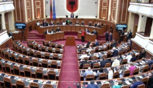 “Non grata” për ministren serbe? Përplasje në Kuvend për Kosovën