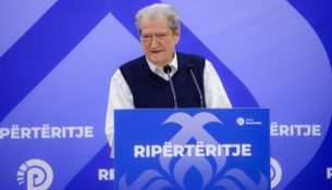 Berisha: Të hiqet TVSH-ja për ushqimet, qeveria nuk po reagon ndaj rritjes së çmimeve