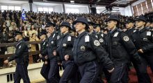 Policia konfirmon se për 5 vjet s’ka pasur ndërrim uniformash, thotë se “është nënshkruar kontrata e re”
