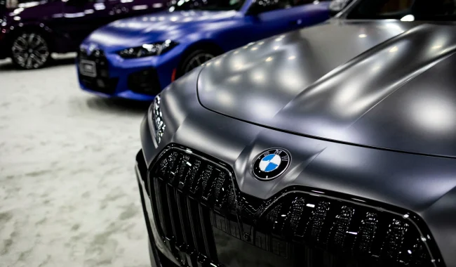 BMW shkurton 8 mijë vende pune