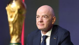 Zbulohet lista e ngushtë e rivalëve të Infantinos për kreun e FIFA-s