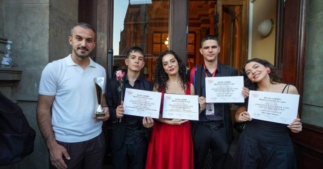 Kurti uron Orkestrën “Amadeus” për suksesin në Pragë