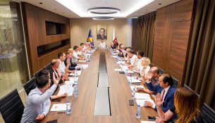 Dorëzohen nënshkrimet për mbledhjen e LDK-së
