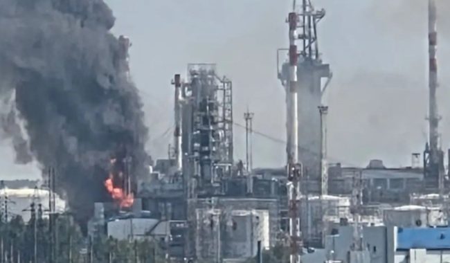 Ukraina godet një nga rafineritë më të mëdha të Rusisë