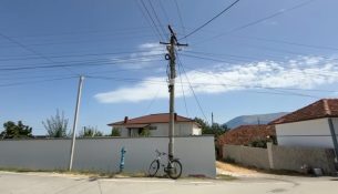 Elektriçisti humb jetën gjatë punës në Pogradec