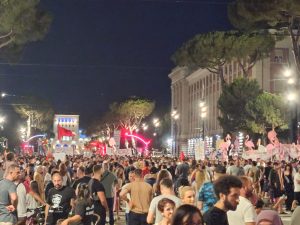 “Efekti diaspora” mungon, protesta kombëtare nuk përmbush pritshmëritë