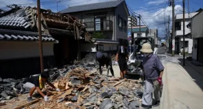 Mbi 100 pasgoditje në Japoni pas tërmetit të fuqishëm, shkon në 13 numri i viktimave