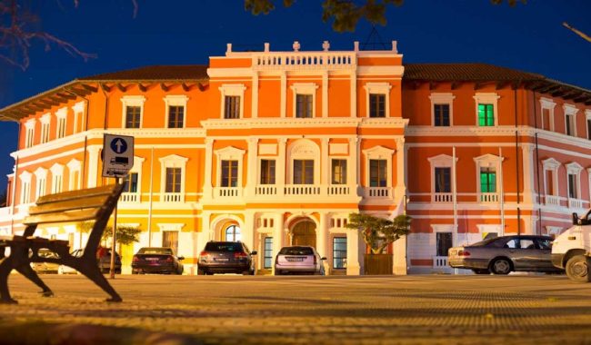 Bashkia e Vlorës apel qytetarëve të kenë kujdes nga moti i keq të premten