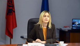Zhupa kundër Territoriales: Shkrirja e Delvinës dhe Konispolit, dobësim i pushtetit lokal